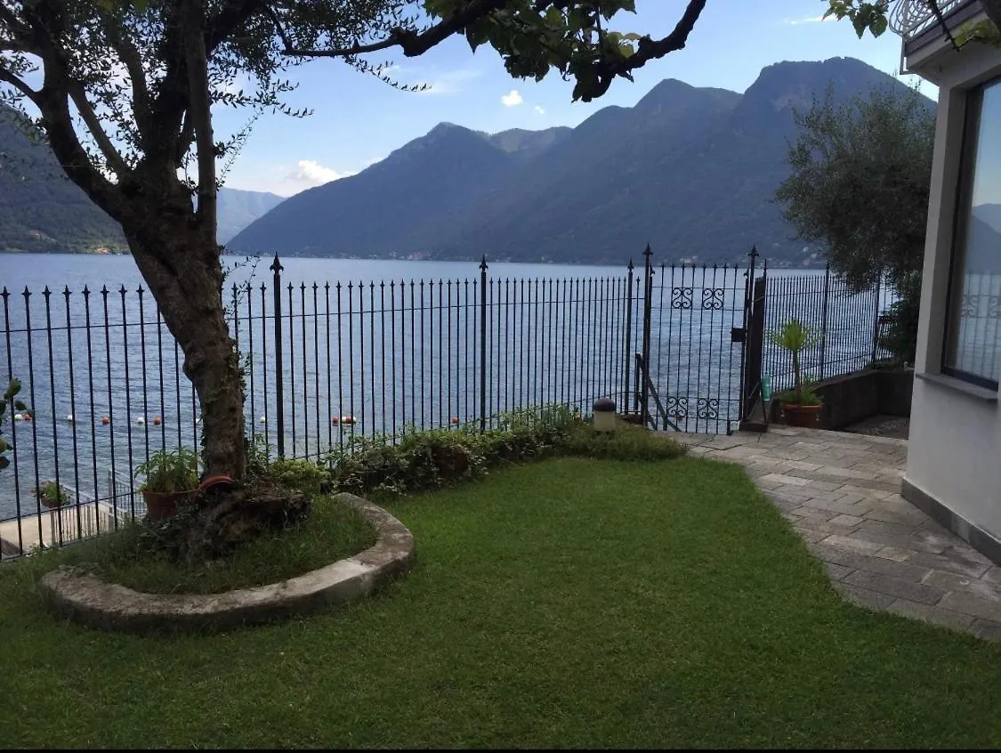 Delicious Apartment On Lakeside Colonno Itália